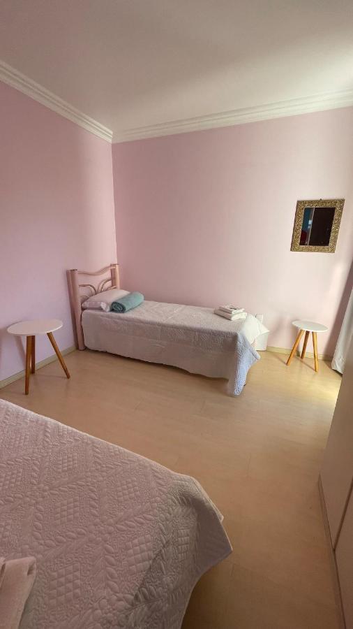 Casa Em Bairro Nobre, Bem Localizada, Com Suite. 本图贡萨尔维斯 外观 照片